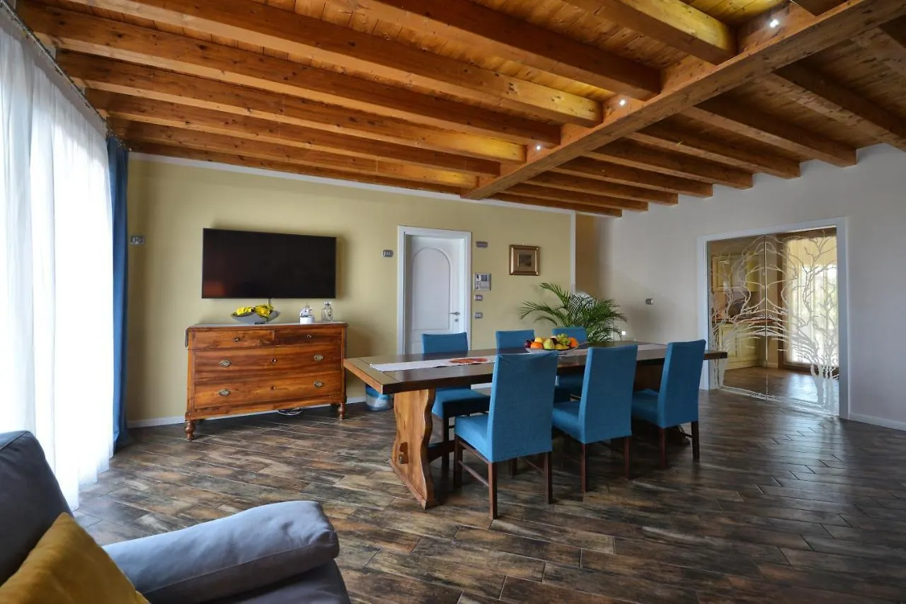 Apartment Appartamento Cesare Manerba del Garda