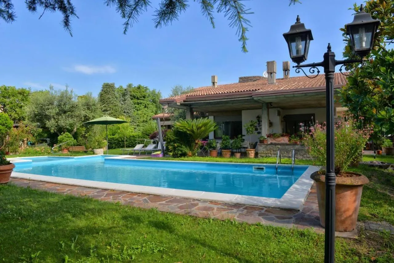 Appartamento Cesare Manerba del Garda 0*,  Italy